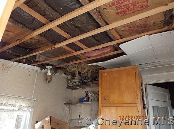 3rd image of 1186 Burg St