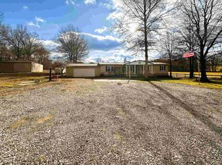 4132 Poplar Log Bridge Rd, Philpot, KY 42366