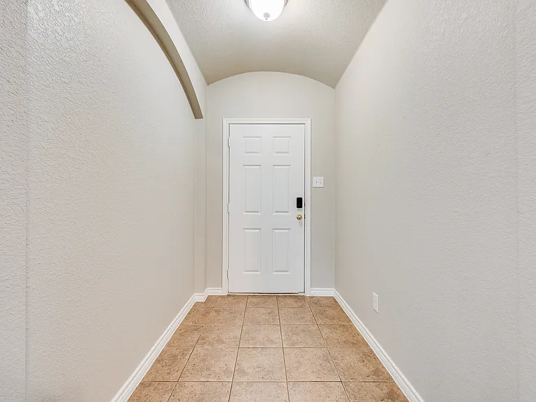 9005 Stewart St — Photo 4