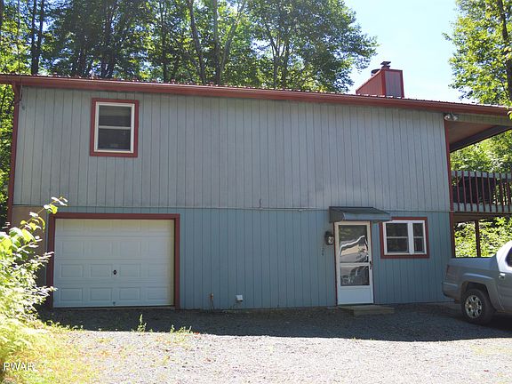 2nd image of 124 Bear Ln