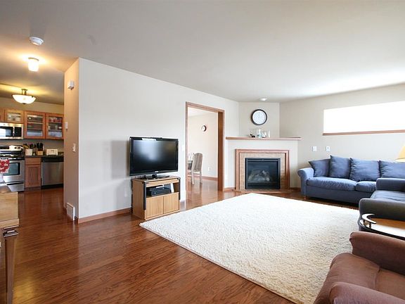 2nd image of 9416 Briar Haven Dr