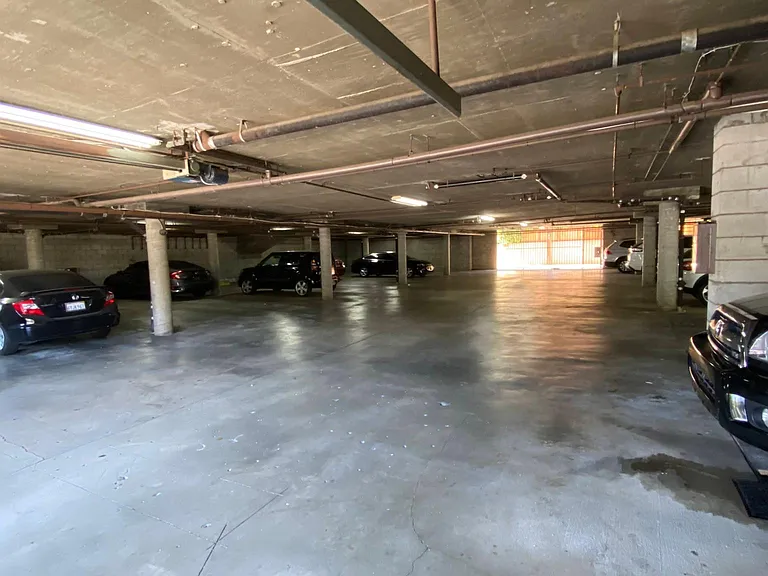 14615 Burbank Blvd #201 — Photo 7