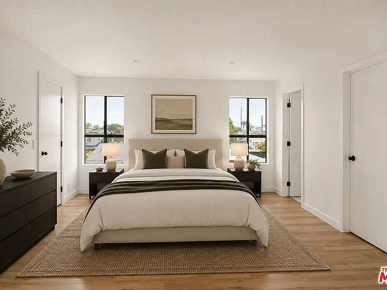 2020 Delaware Ave #7 — Photo 9