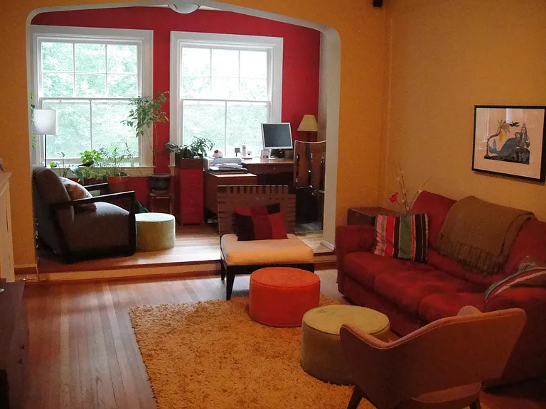 2737 Devonshire Pl NW #329 — Photo 2