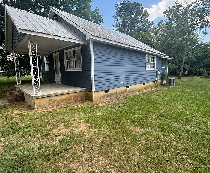 402 E Branch St — Photo 10
