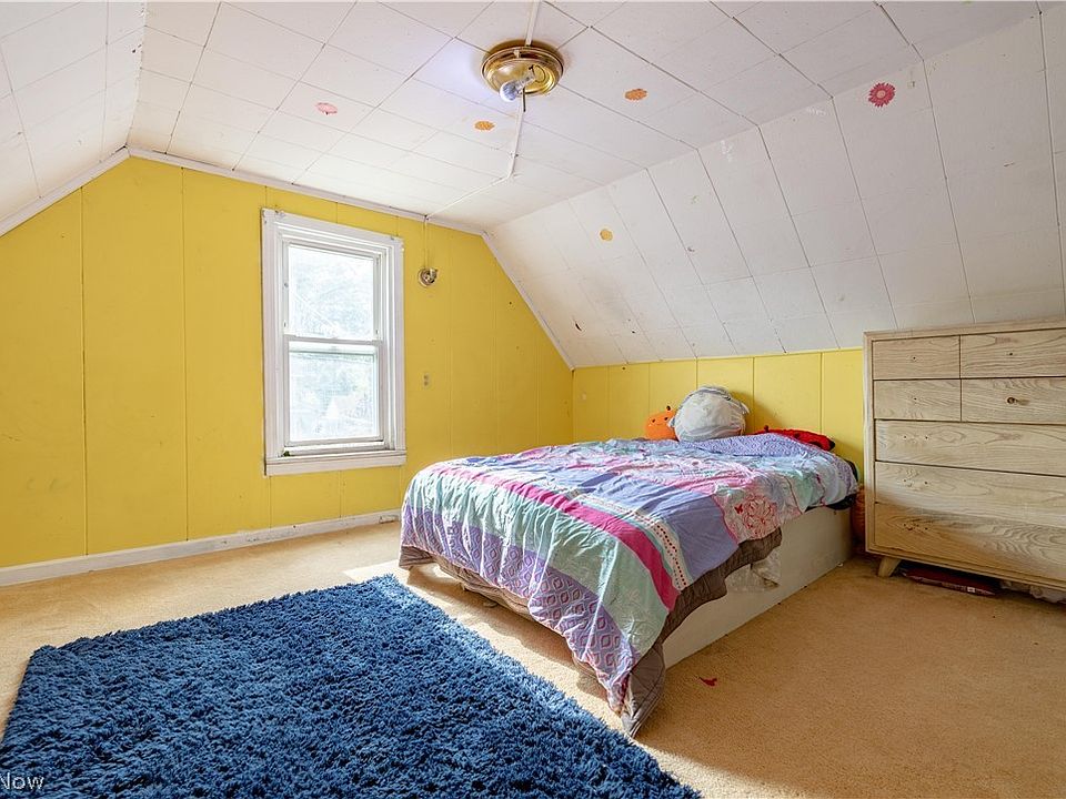 19th image of 151 26th St SE