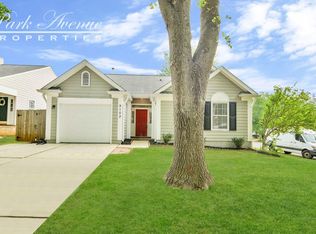 9102 Eaker Ct, Charlotte, NC 28215