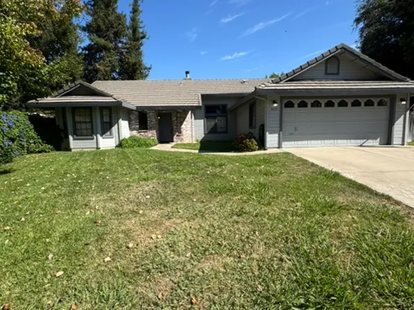 629 Vineyards Ct, Galt, CA 95632