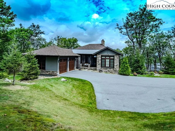 2001 Moon Run, Linville, NC 28646