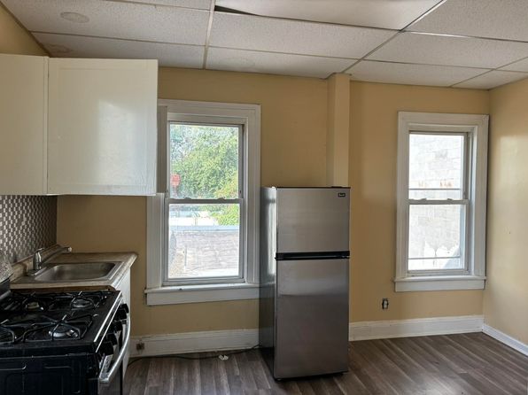 jersey-city-new-jersey-38898354 picture