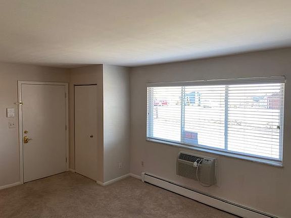 5th image of 1600 Oakland St APT 2