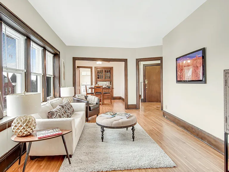 2107 Hennepin Ave #11 — Photo 11