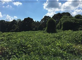 230 Hillcrest Dr, Mooresville, NC 28115