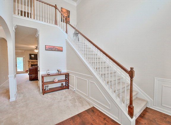 3rd image of 102 Mossy Oak Cir