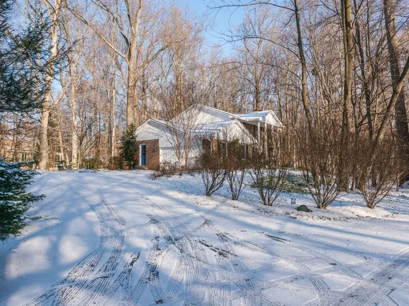 6512 Anna Maria Ct, Mc Lean, VA 22101