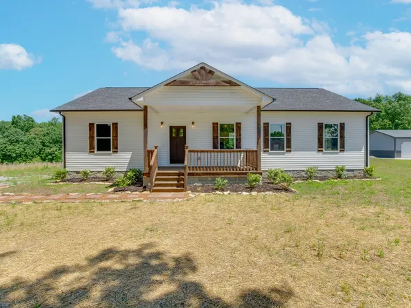 3788 Bowker Rd, Charlotte, TN 37036