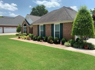 121 Fox Lake Dr, Madison, AL 35758