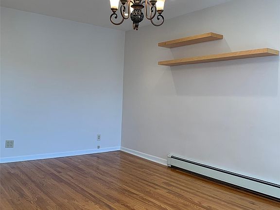 4th image of 76-05 Caldwell Ave #2