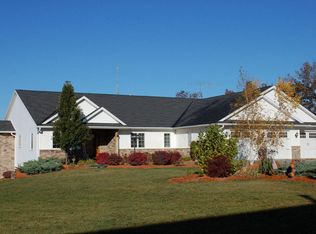 N1611 Heyse Dr, Whitewater, WI 53190