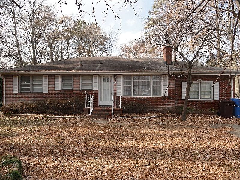 1st image of 912 Hollywood Dr