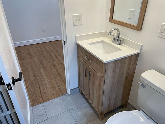 5th image of 255 Shady Ave APT 204