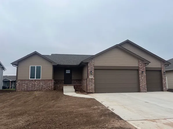 2310 S Liberty Cir, Wichita, KS 67235