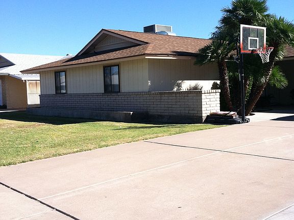 2nd image of 3841 W North Ln