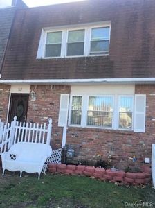 52 Chaucer Ct, Middletown, NY, 10941