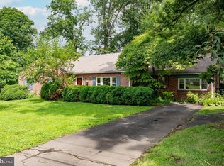 5708 Dawes Ave, Alexandria, VA 22311