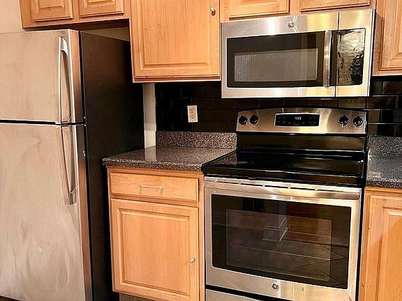 2nd image of 3699 Broadbridge Ave