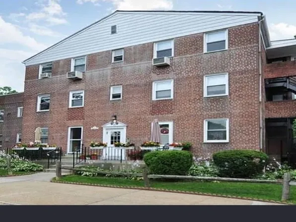 14 Leewood Circle #6L, Eastchester, NY 10709