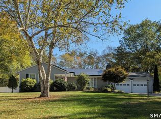 30 Fairfield Road, Oxford, CT 06478