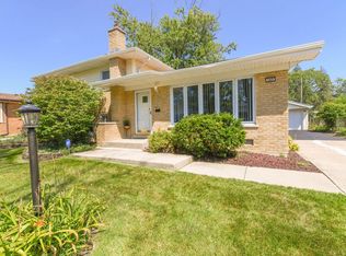 165 Serena Dr, Chicago Heights, IL