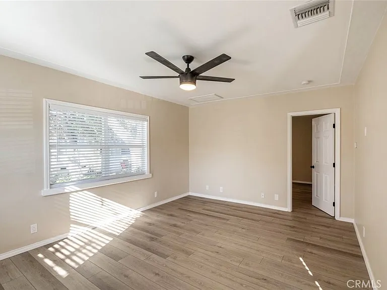807 E Chevy Chase Dr #1 — Photo 3