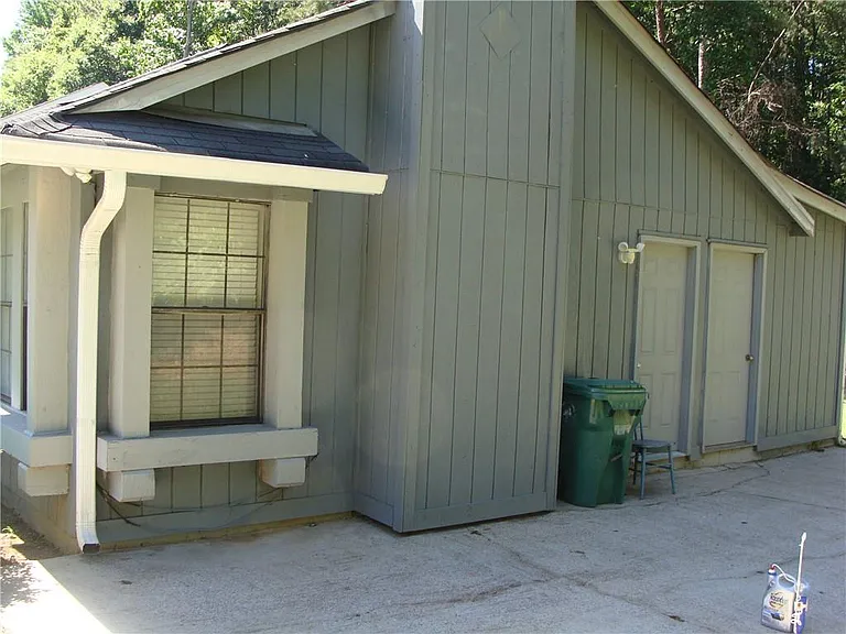 2331 Newgate Dr — Photo 9