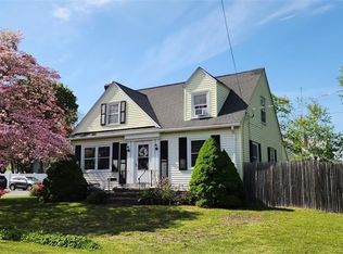 120 Harmony Ct, Warwick, RI 02889