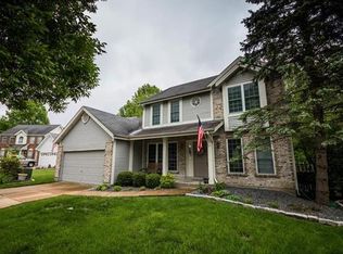 377 Oak Park Village Dr, Grover, MO
