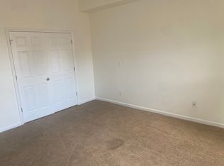 235 S 11th St #2, Newark, NJ 07107
