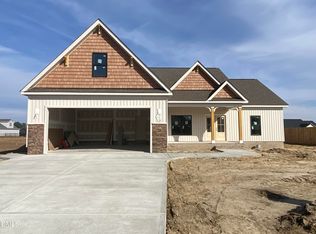 209 Rae Dr, Pikeville, NC 27863