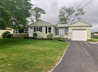 39 Deborah Rd, Warwick, RI 02888