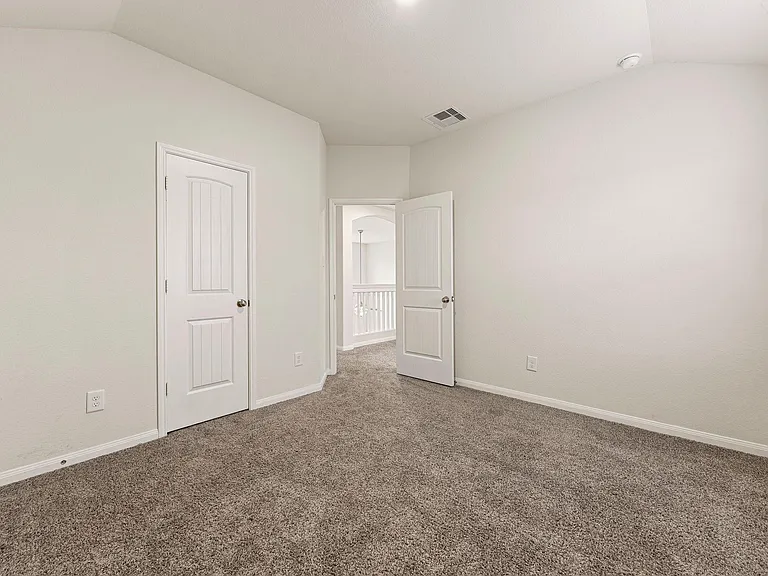 15837 Roberto Clemente Ct — Photo 34