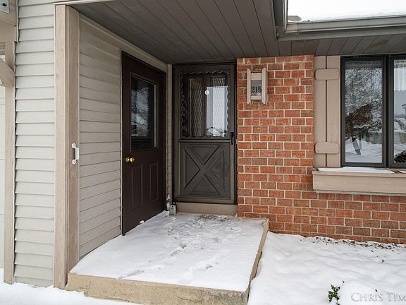 4th image of 215 Parkside Dr