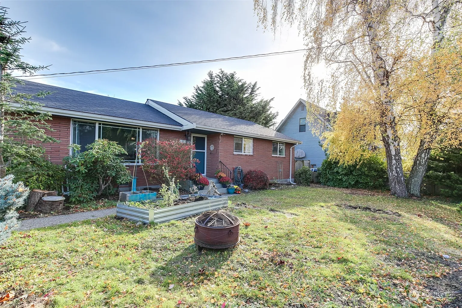 532 SE Maylor Street photo 1