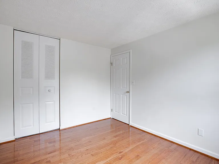 1604 Barnstead Dr — Photo 23