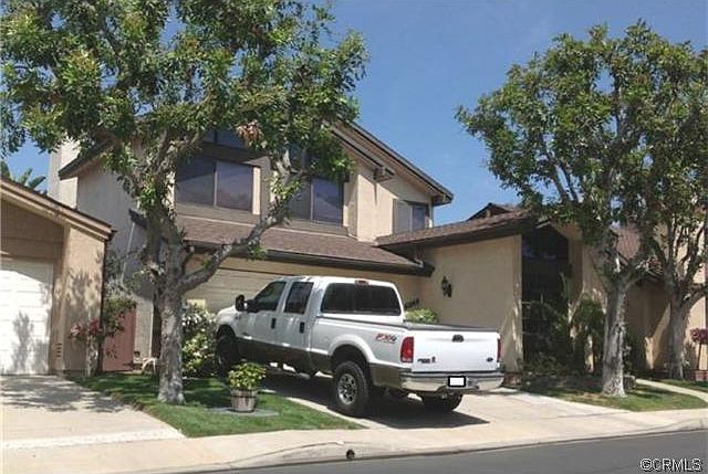 1st image of 915 Keswick Pl
