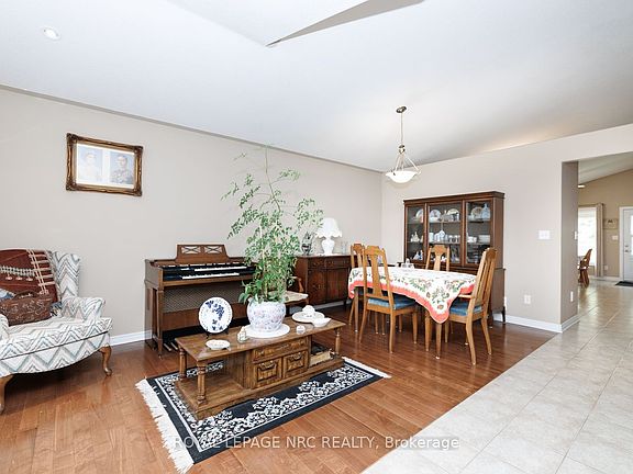 5th image of 7109 Parkside Rd