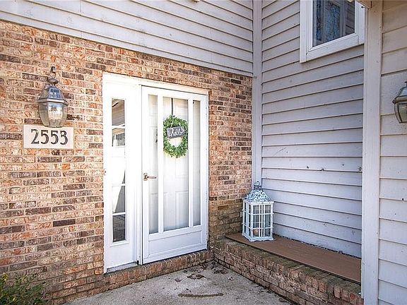 4th image of 2553 W Choctaw Dr