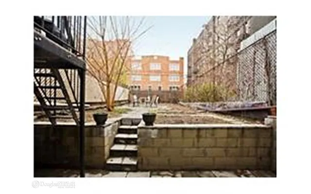 Rented by Douglas Elliman | media 27