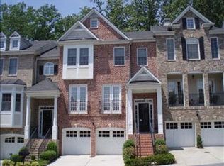 5960 Reddington Way, Sandy Springs, GA 30328