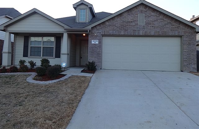 1st image of 10113 Fox Hill Dr
